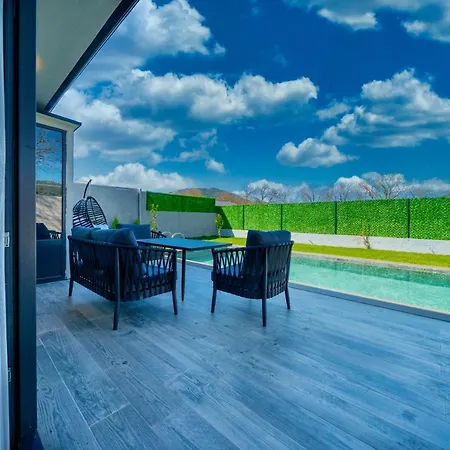 Private Honeymoon Villa